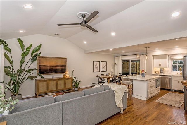 79 N Cedar Street, Massapequa, NY 11758