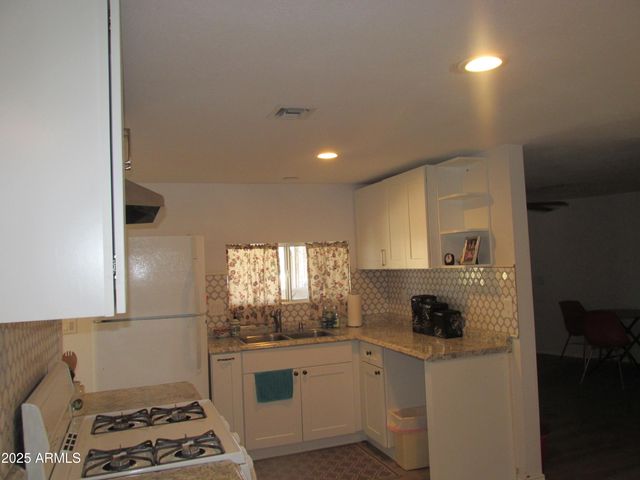 6085 S EUCLID Drive, Claypool, AZ 85532