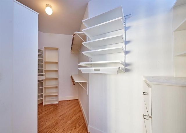 3570 Link Valley Drive, Houston, TX 77025