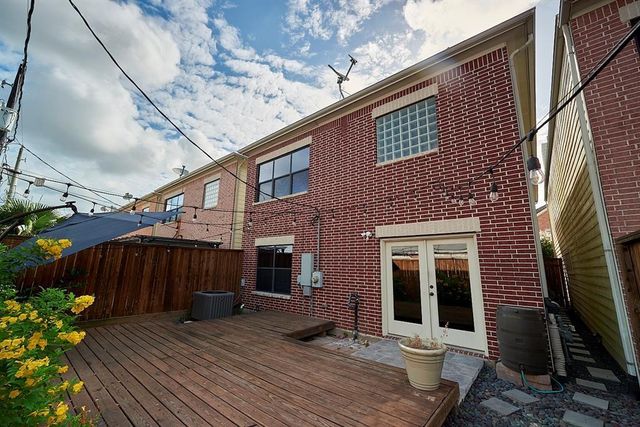 3570 Link Valley Drive, Houston, TX 77025