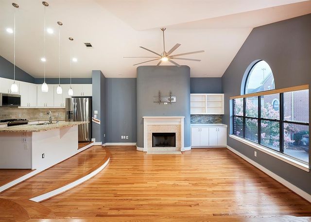 3570 Link Valley Drive, Houston, TX 77025