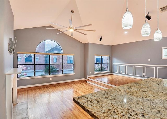 3570 Link Valley Drive, Houston, TX 77025