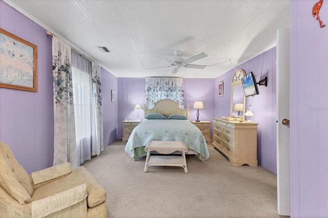 24 S EASTER ISLAND CIRCLE, Englewood, FL 34223