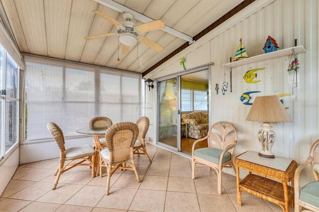 24 S EASTER ISLAND CIRCLE, Englewood, FL 34223