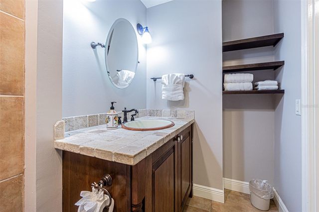 5427 VILLA D'ESTE COURT, Wesley Chapel, FL 33543