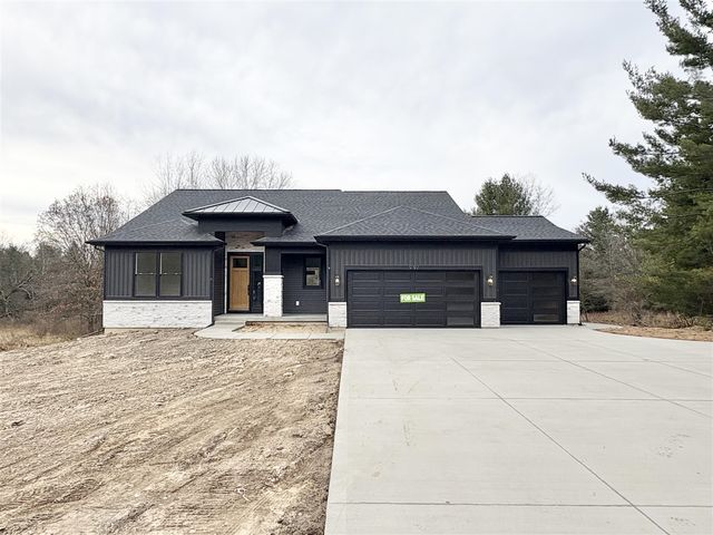 9197 Alaska Avenue, Caledonia, MI 49316