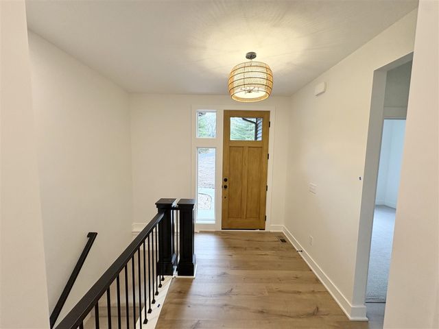 9197 Alaska Avenue, Caledonia, MI 49316