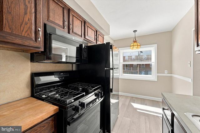 1030 AGNEW DR, Drexel Hill, PA 19026