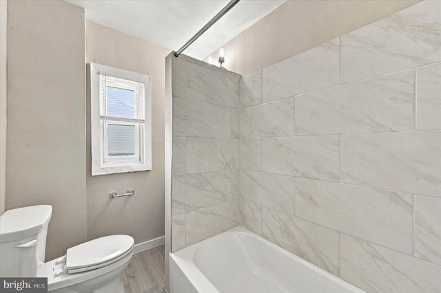 1030 AGNEW DR, Drexel Hill, PA 19026