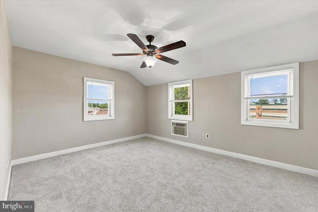 1030 AGNEW DR, Drexel Hill, PA 19026