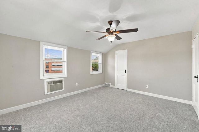 1030 AGNEW DR, Drexel Hill, PA 19026