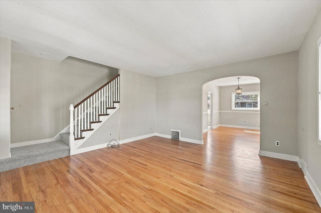 1030 AGNEW DR, Drexel Hill, PA 19026