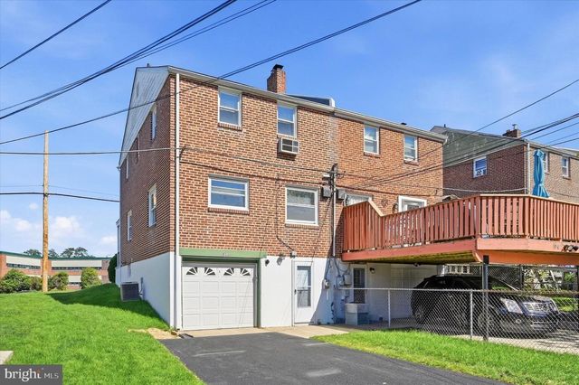 1030 AGNEW DR, Drexel Hill, PA 19026
