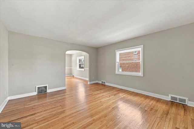 1030 AGNEW DR, Drexel Hill, PA 19026