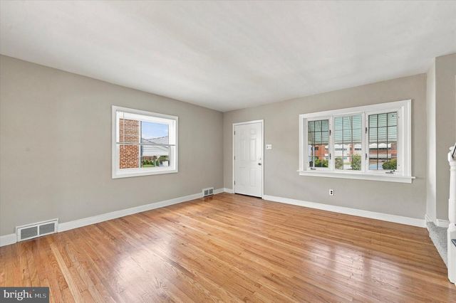 1030 AGNEW DR, Drexel Hill, PA 19026
