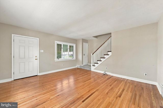 1030 AGNEW DR, Drexel Hill, PA 19026