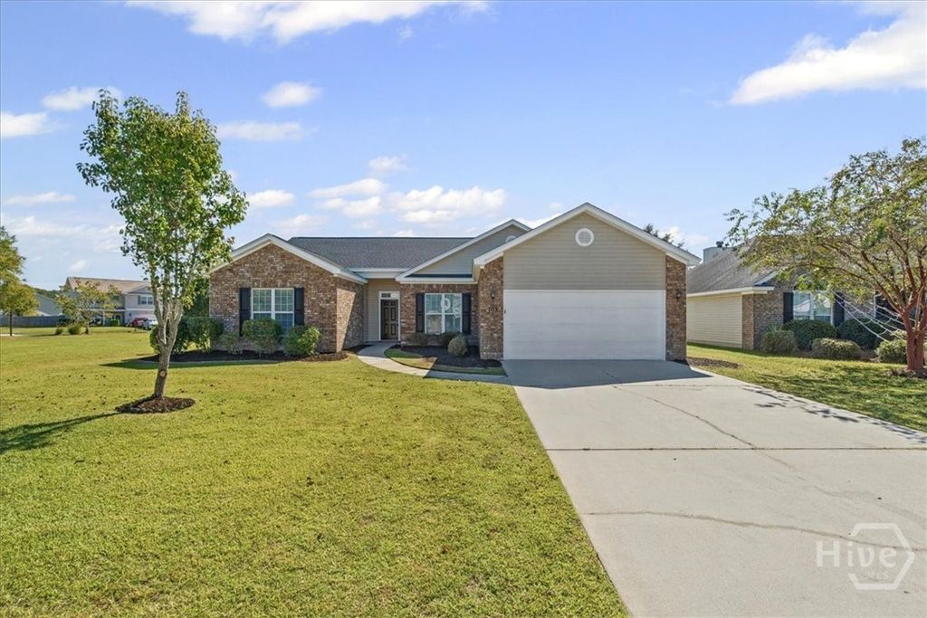 Image 1 of property listing at 103 Cumberland Way, Savannah, GA 31407