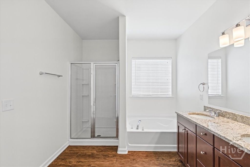 Image 15 of property listing at 103 Cumberland Way, Savannah, GA 31407