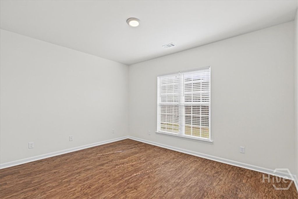 Image 19 of property listing at 103 Cumberland Way, Savannah, GA 31407