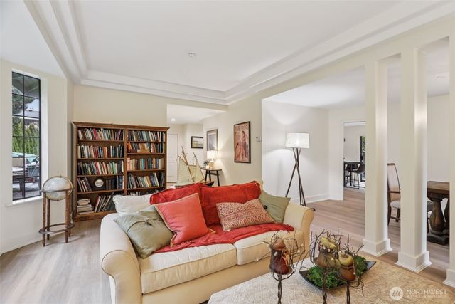 1018 4th Avenue S, Edmonds, WA 98020