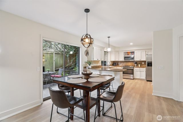 1018 4th Avenue S, Edmonds, WA 98020