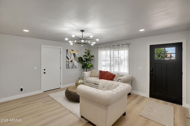 1547 W COCOPAH Street, Phoenix, AZ 85007