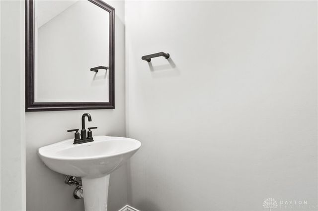 2706 Executive Drive, Troy, OH 45373