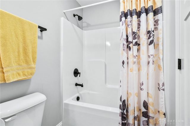 2706 Executive Drive, Troy, OH 45373