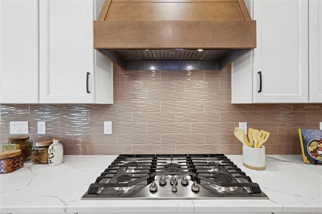 709 ESTATES BOULEVARD, Tarpon Springs, FL 34688