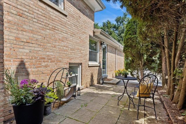 552 Burton Avenue, Highland Park, IL 60035