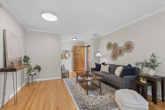 552 Burton Avenue, Highland Park, IL 60035