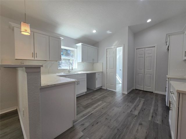 131 FISHER ROAD, Ocklawaha, FL 32179