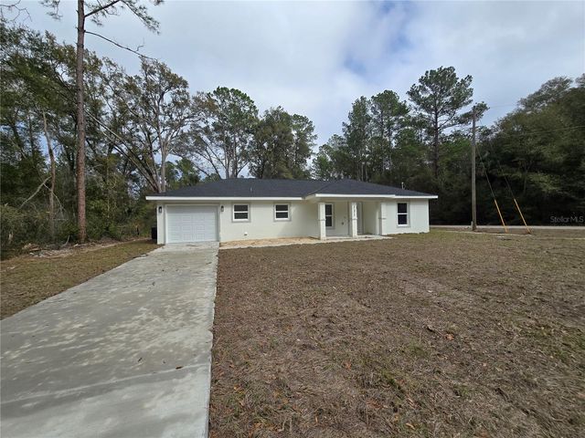 131 FISHER ROAD, Ocklawaha, FL 32179