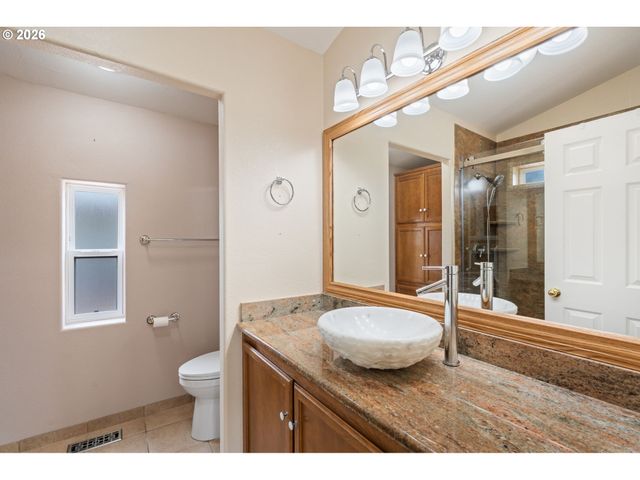 16500 Se 1ST St 54, Vancouver, WA 98684