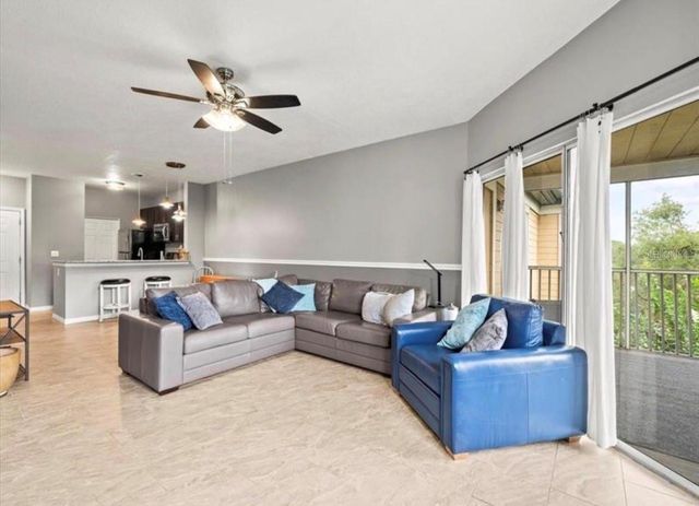 4115 CHATHAM OAK COURT 222, Tampa, FL 33624