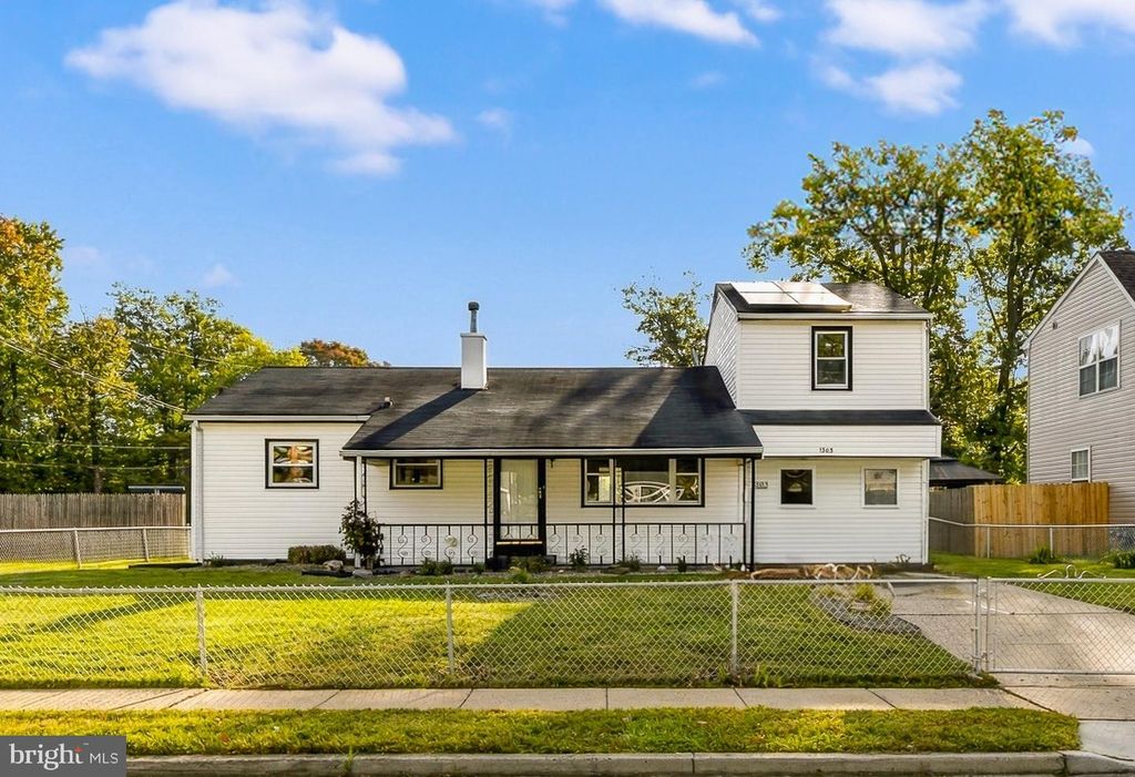 1303 CLEARBROOK AVE, WESTVILLE, NJ 08093 — exterior