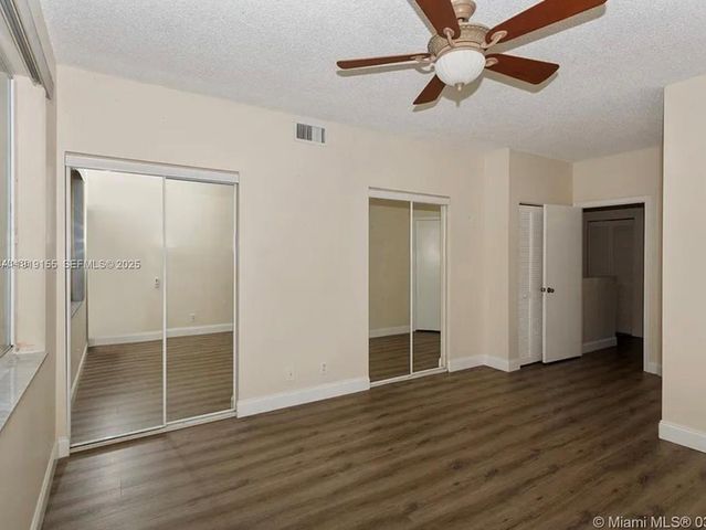 43 Simonton Cir, Weston, FL 33326