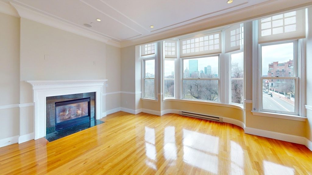 22 Beacon St. 3, Boston, MA 02108