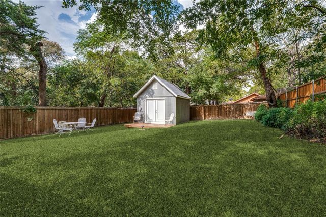 2827 Catherine Street, Dallas, TX 75211