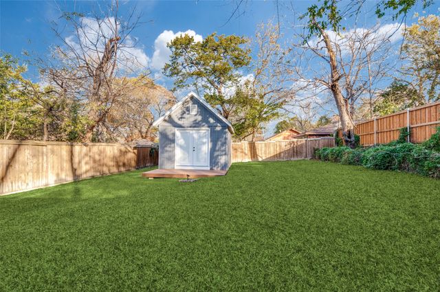 2827 Catherine Street, Dallas, TX 75211