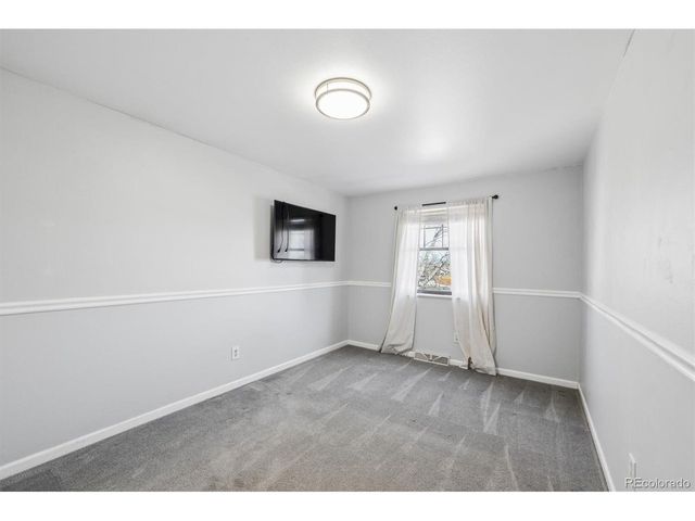 10433 Garrison St, Broomfield, CO 80021