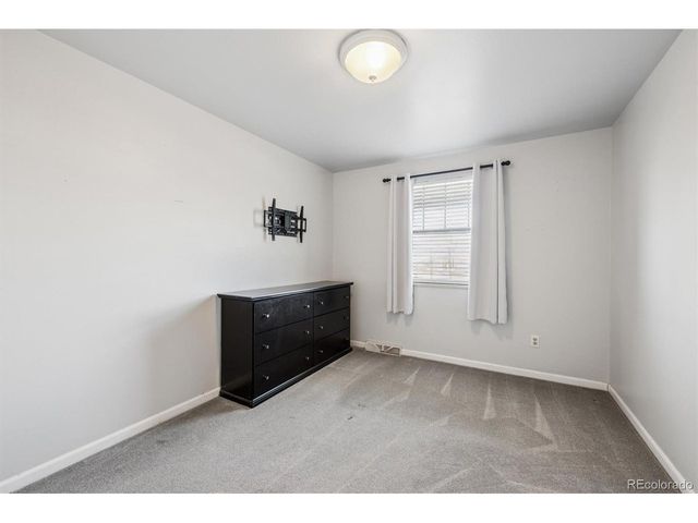 10433 Garrison St, Broomfield, CO 80021