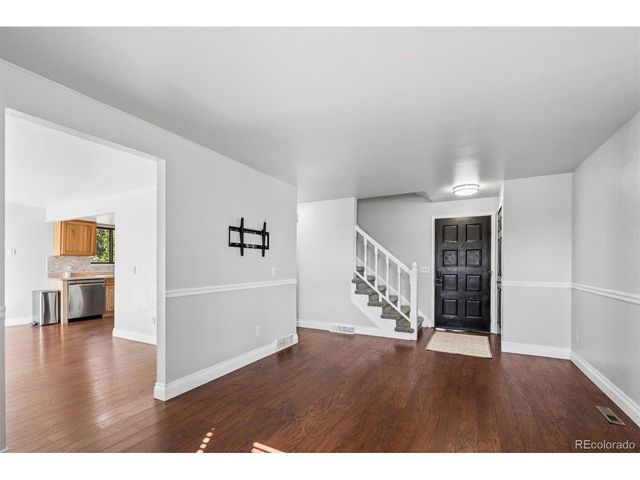 10433 Garrison St, Broomfield, CO 80021