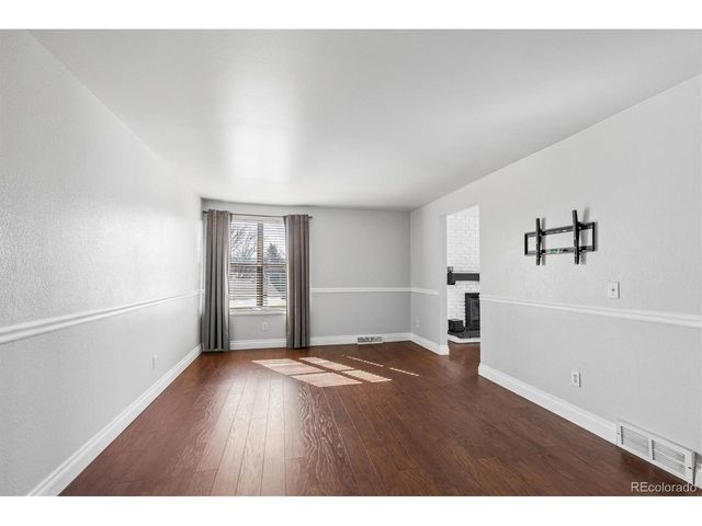 10433 Garrison St, Broomfield, CO 80021