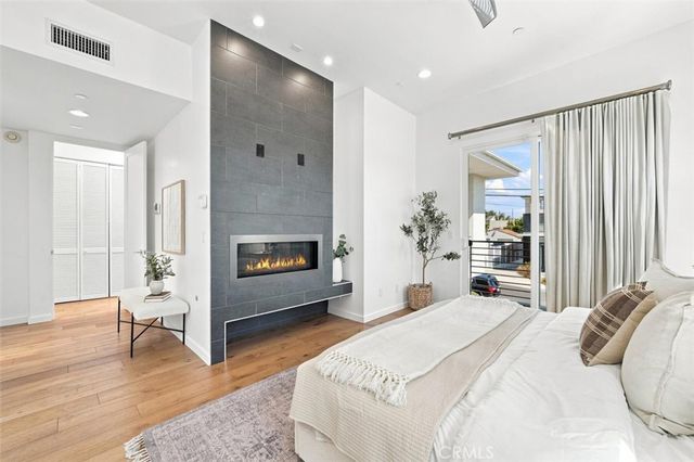 2206 Harriman A, Redondo Beach, CA 90278