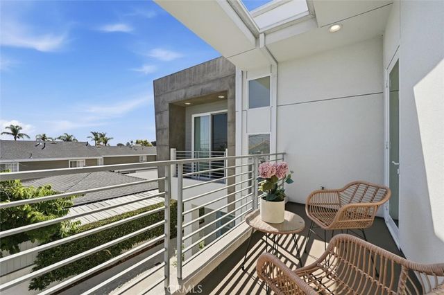 2206 Harriman A, Redondo Beach, CA 90278