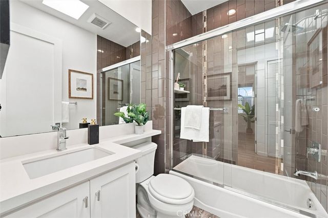 2206 Harriman A, Redondo Beach, CA 90278