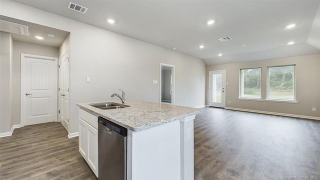 4015 Savannah Oaks Drive, Lake Charles, LA 70607