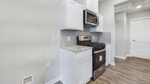 4015 Savannah Oaks Drive, Lake Charles, LA 70607