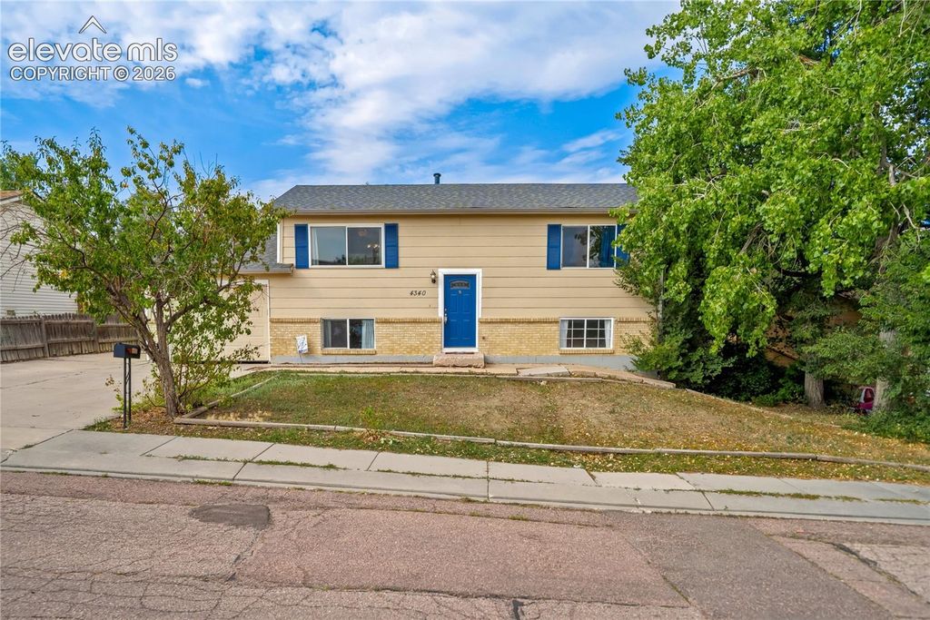 4340 Drummond Street, Colorado Springs, CO 80906 — photo 2